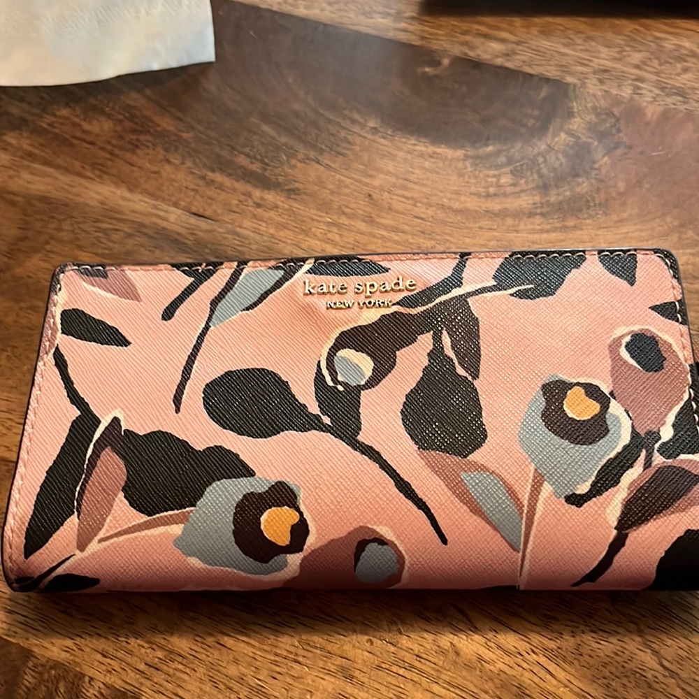 Women wallet. Gentle used. Florals print.